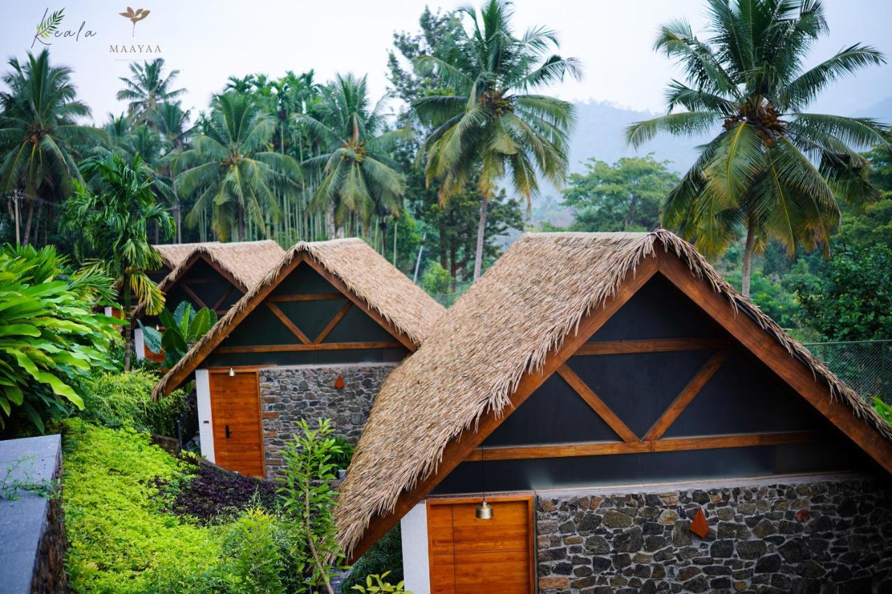Maayaa Riverside Villa By Kpm Tripenta Attappādi Exterior photo